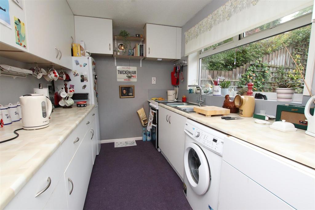 Kitchen.JPG