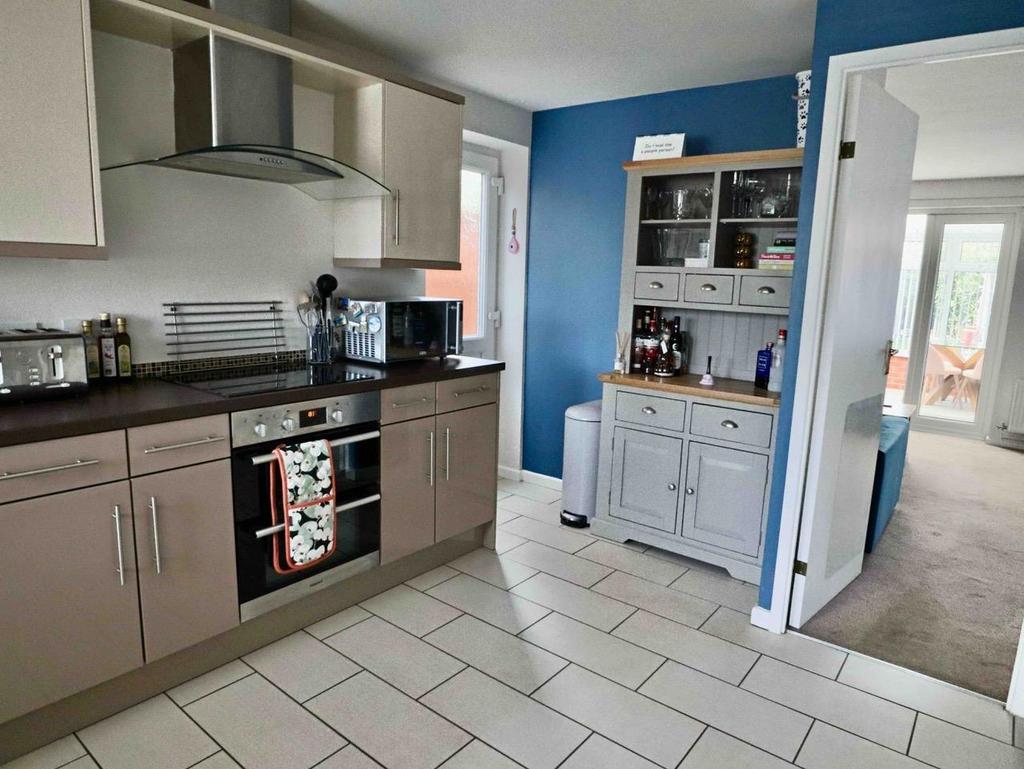 Spacious extended modern breakfast kitchen.