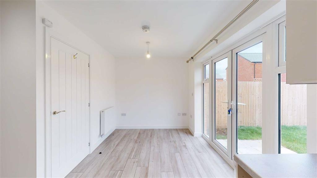 Rumsey Close, Copthorne Keep... 3 bed end of terrace house £1,050 pcm