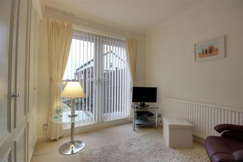 47 Canada Drive, Cottingham, HU16 5EH
