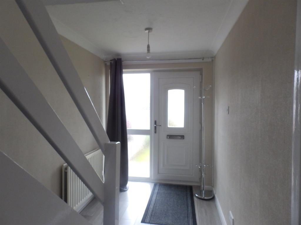 Wetherby Way, Great Sutton, Cheshire, CH66 4TB 3 bed semidetached