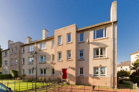 5/2 Loganlea Loan, Edinburgh, EH7 6NH