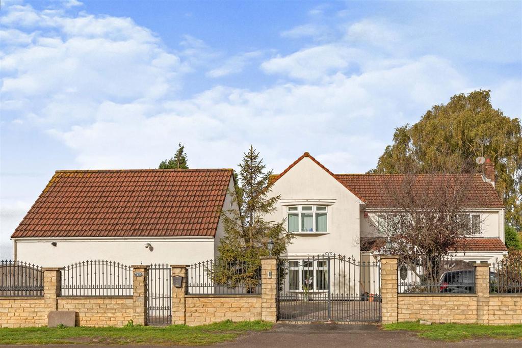 Gloucester Road, Almondsbury, Bristol 4 bed detached house £810,000