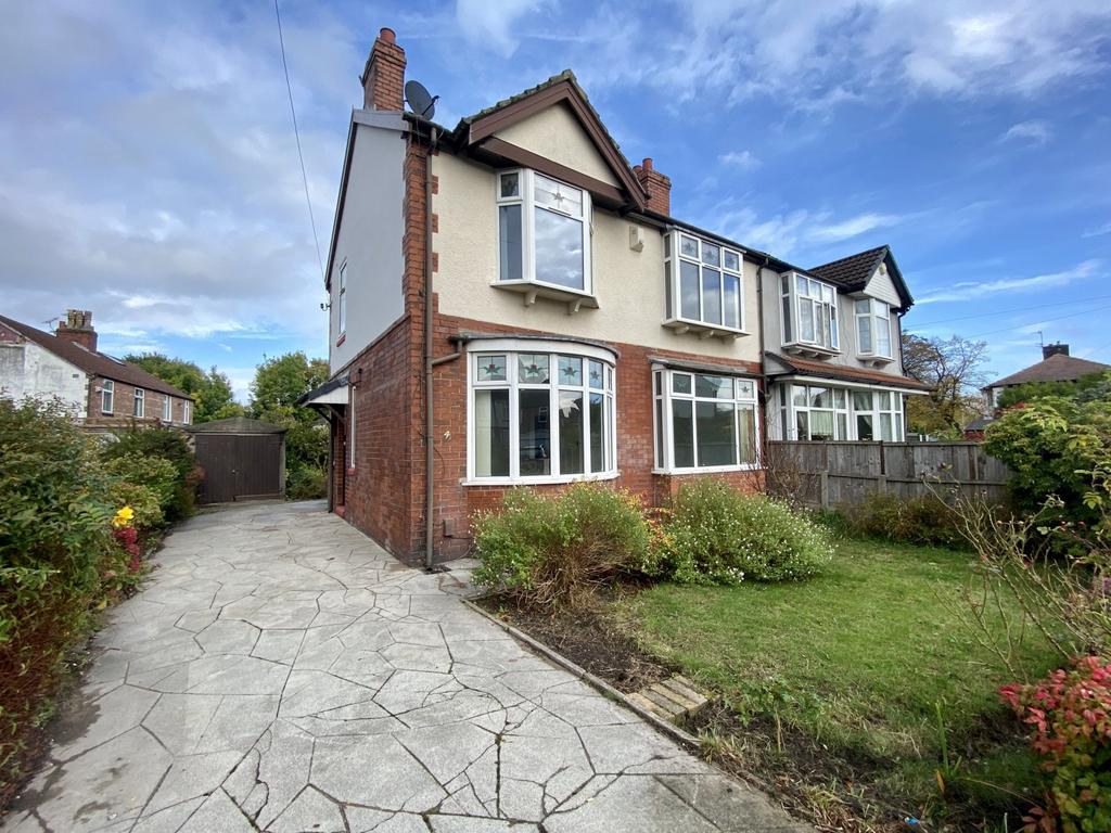 Paignton Avenue, Burnage, Manchester, M19 3 bed semi-detached house - £ ...