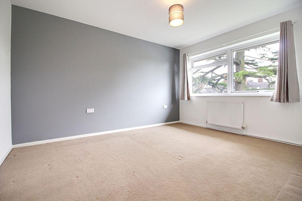 Aldersyde Court, York YO24 1QN 2 bed apartment £900 pcm (£208 pw)