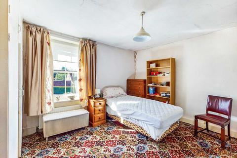 26 Crabtree Road, Haddenham, Aylesbury, HP17 8AT