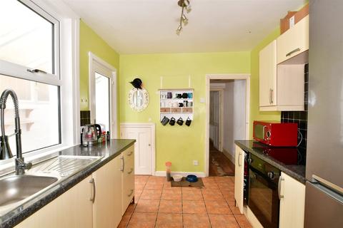 153 Cliffe Road, Rochester, ME2 3DW