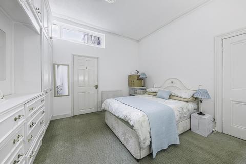 43 Allison Road, London, W3 6HZ