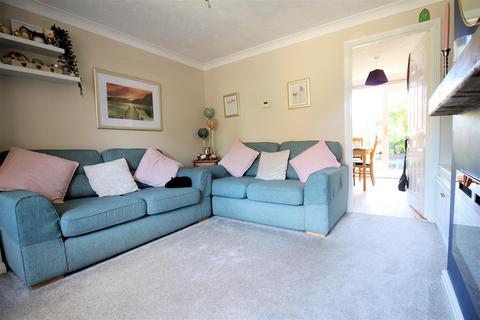 1 Juniper Close, Whitehill, Bordon, GU35 9EZ
