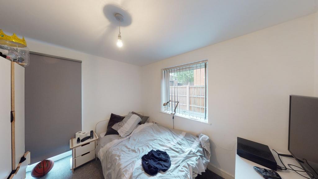 House in Nottingham - View 3