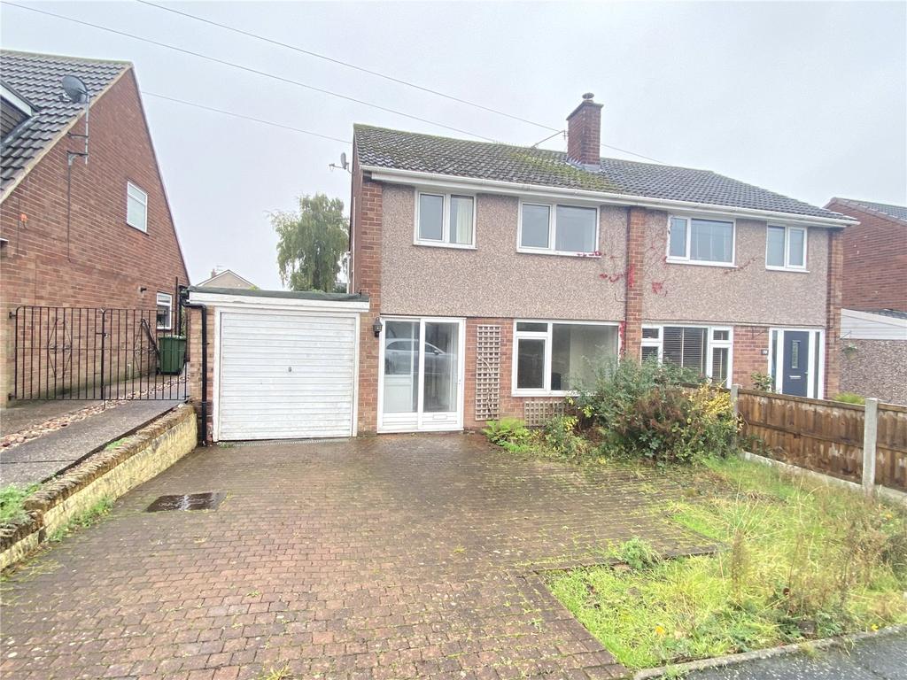 Falmouth Avenue, Baswich, Stafford, Staffordshire, ST17 3 bed semidetached house for sale £