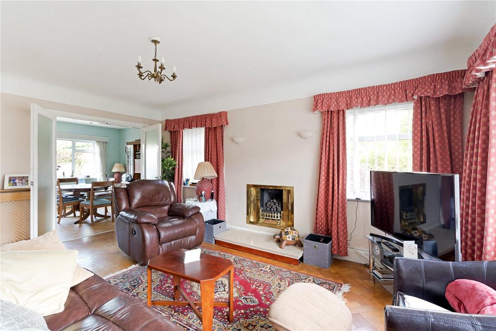 Selkirk Drive, Chester, Cheshire, CH4 3 bed detached house £475,000