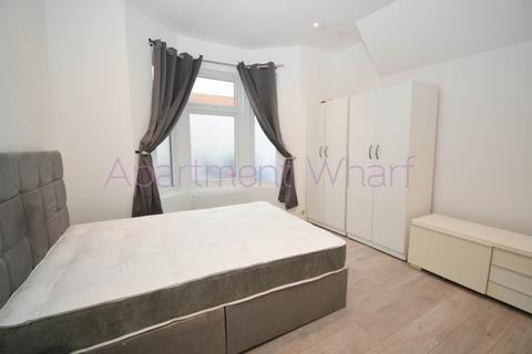 undefined, Studio   Crownfield Road    (Stratford), London, E15