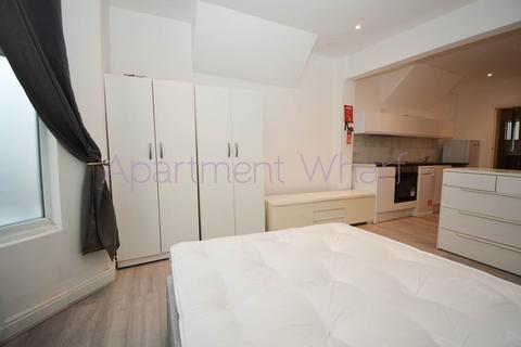 undefined, Studio   Crownfield Road    (Stratford), London, E15