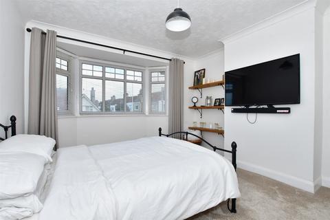 3 bedroom semi-detached house for sale - Laleham Road, Margate, Kent