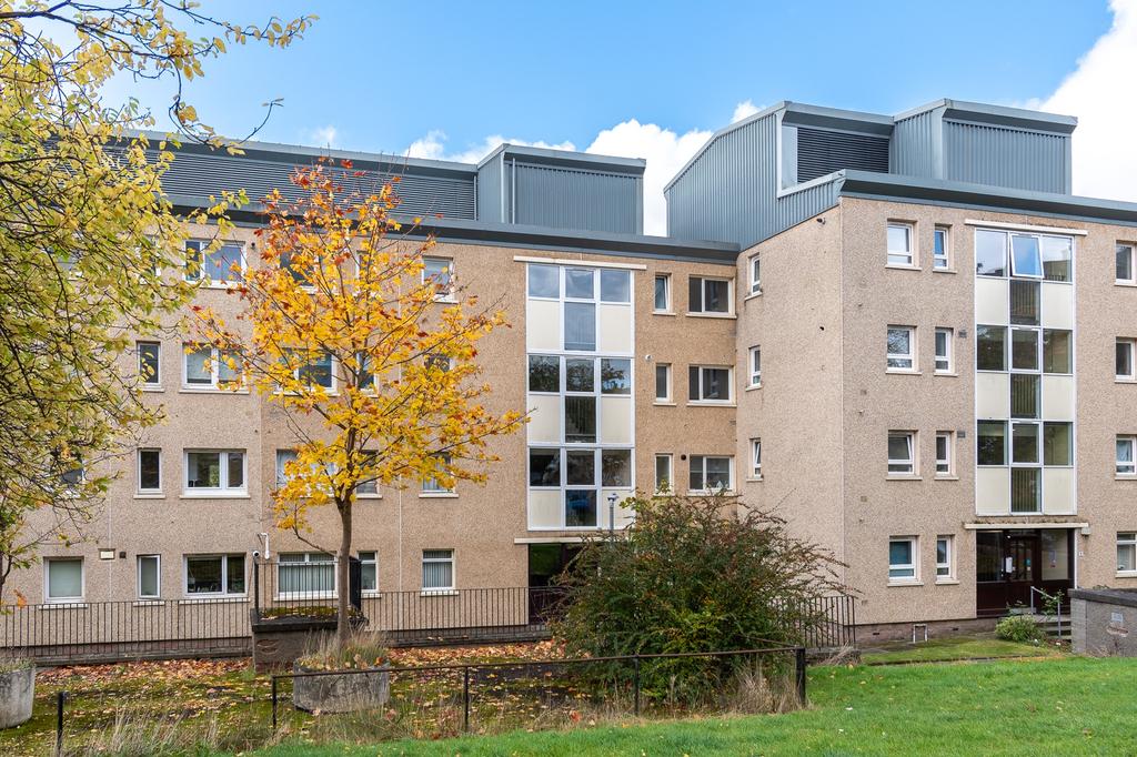 Oban Court, Flat 3/1, North... 2 bed flat £149,000
