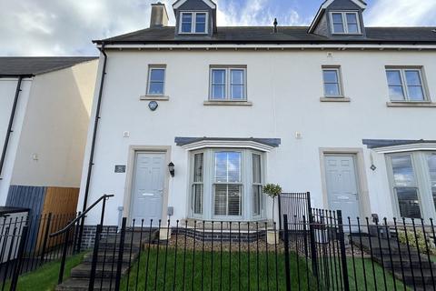 4 bedroom semi-detached house for sale - Ridgeway Lane, Llandarcy, Neath, Neath Port Talbot.