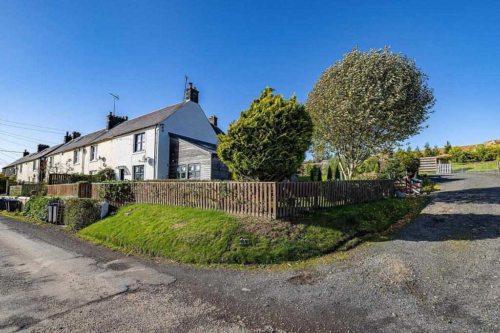 8 Graden Farm Cottages, Kelso TD5 8BS 3 bed terraced house - £285,000