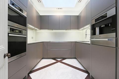 undefined, Upper Grosvenor Street, Mayfair, London
