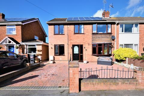 4 bedroom semi-detached house for sale - Cardigan Road, Wrexham, LL12