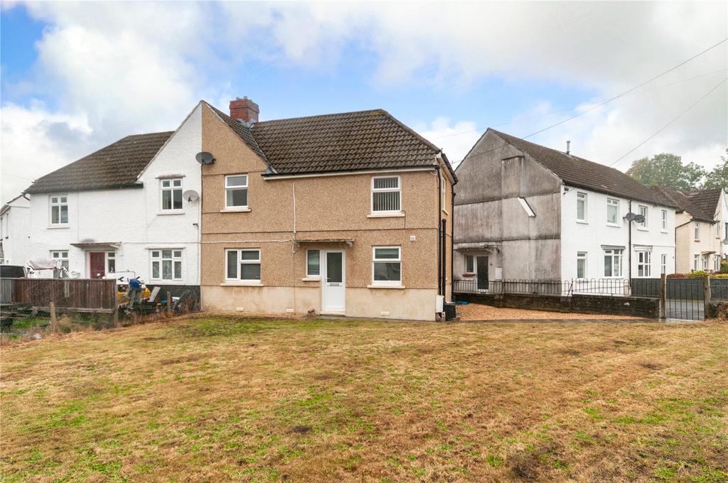 Croesffrydd, Ystradgynlais, SA9 3 bed semidetached house £625 pcm (£