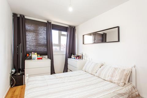 3 bedroom maisonette for sale - Treby Street, E3