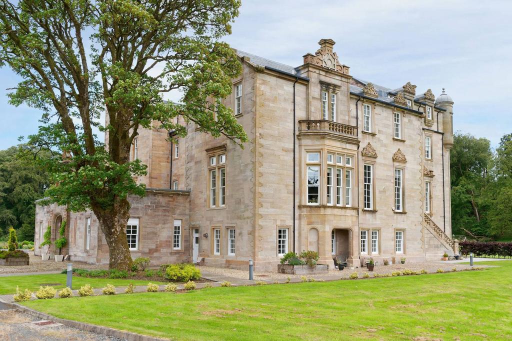 6 Dunlop Manor, Dunlop, Kilmarnock, KA3 4BD 3 bed duplex for sale £