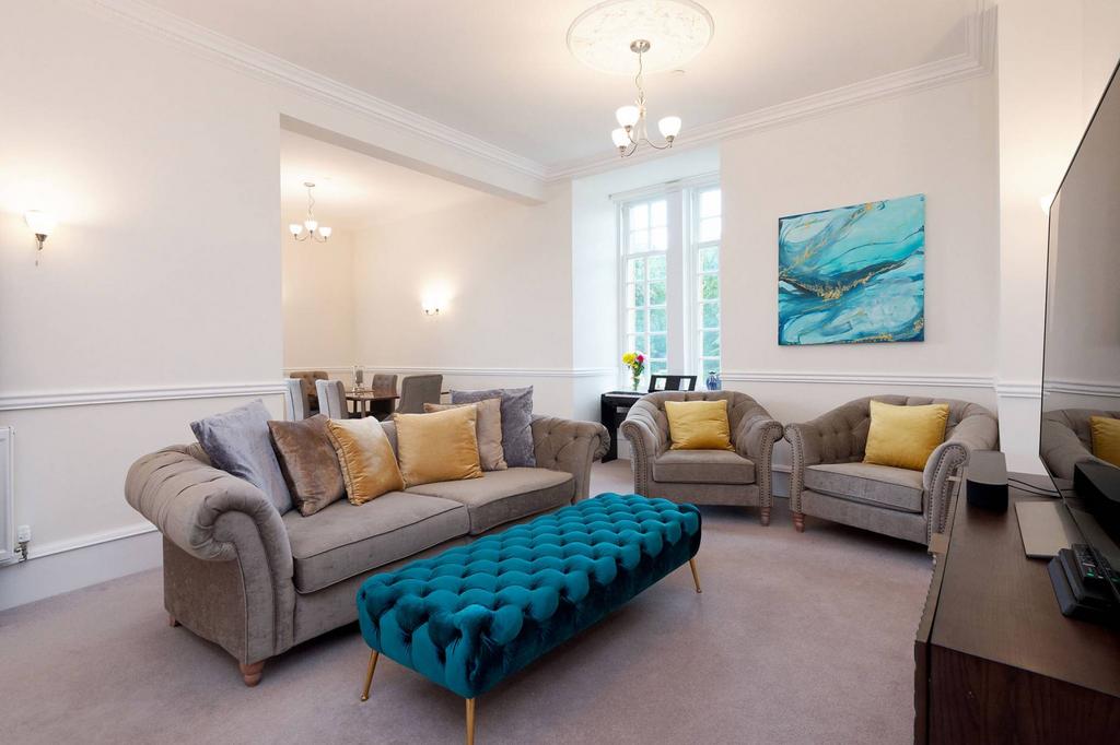 6 Dunlop Manor, Dunlop, Kilmarnock, KA3 4BD 3 bed duplex for sale £
