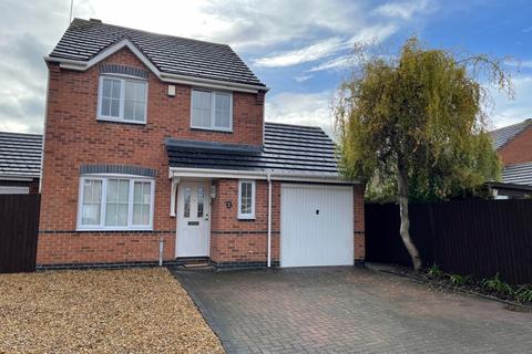 3 bedroom detached house to rent, Showell Green  Droitwich  WR9 8UE
