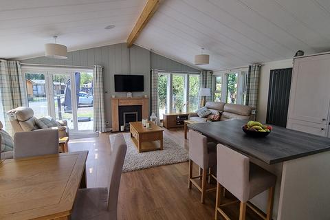 2 bedroom holiday lodge for sale - Green Hill Farm Holiday Village, New Road, Landford SP5