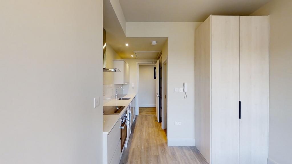 Apartment 4