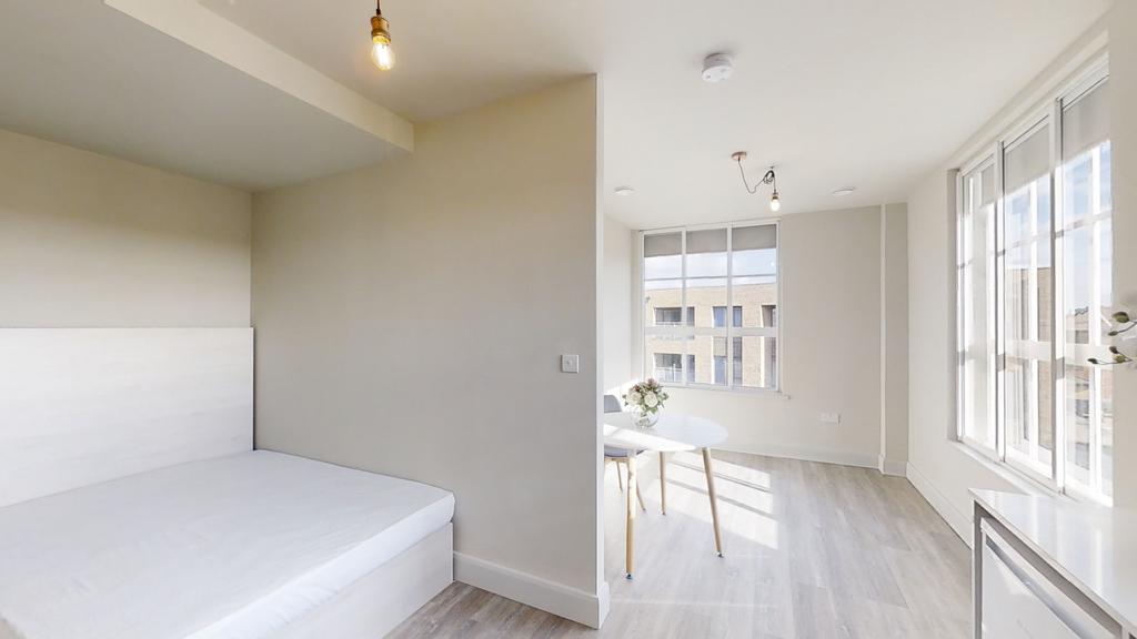 Apartment 6