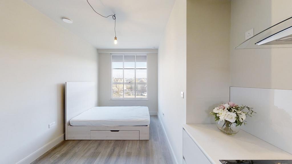 Apartment 4