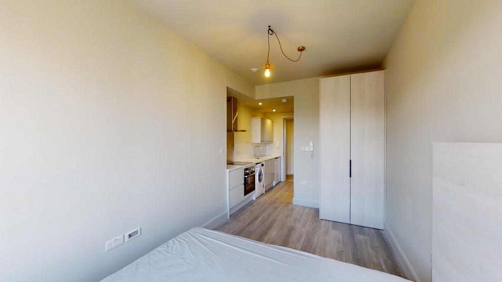 Apartment 4