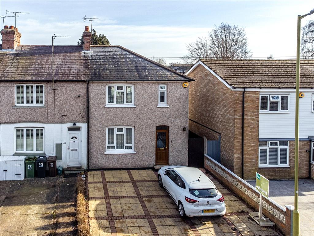 Cell Barnes Lane, St. Albans... 5 bed semidetached house £700,000