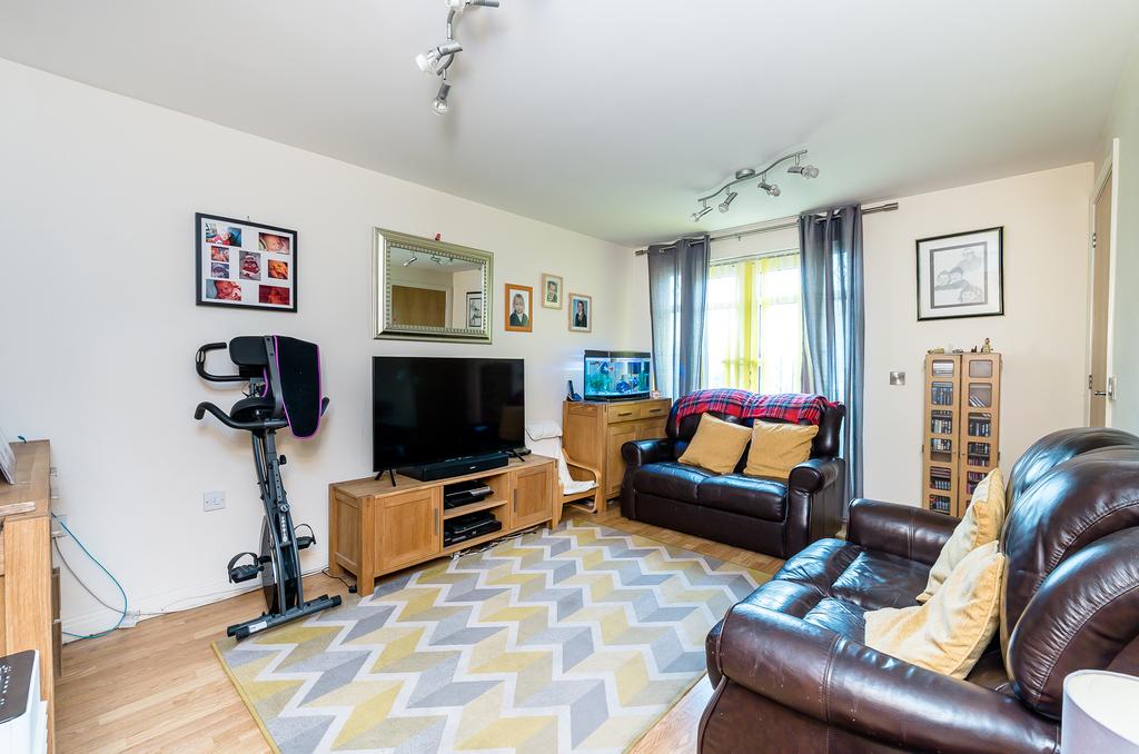 Rollesby Gardens, Sutton, St Helens, WA9 2 bed flat £89,950