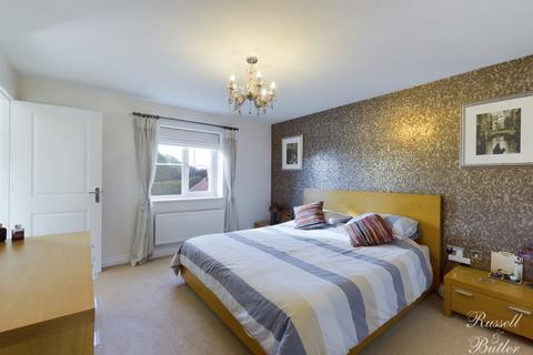 17 Cotton End, Buckingham, MK18 7RJ