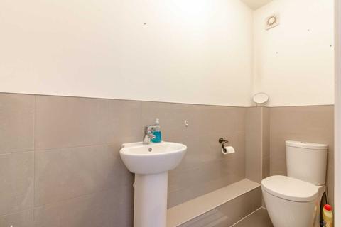 21 Batchelor Way, Downton, Salisbury, SP5 3FN