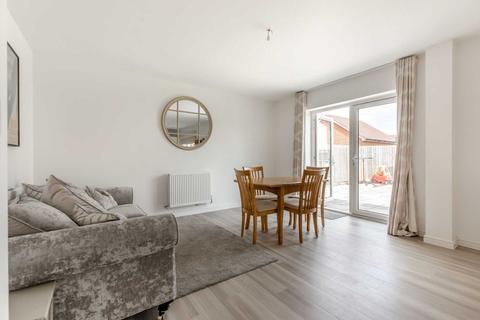 21 Batchelor Way, Downton, Salisbury, SP5 3FN