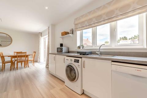 21 Batchelor Way, Downton, Salisbury, SP5 3FN