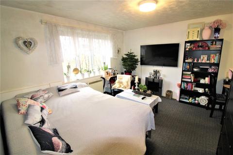 2 bedroom apartment for sale, Church Road, Hayes, Greater London, UB3