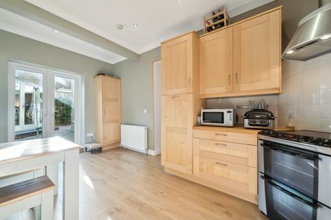 16 Craigie Road, Perth, PH2 0BH