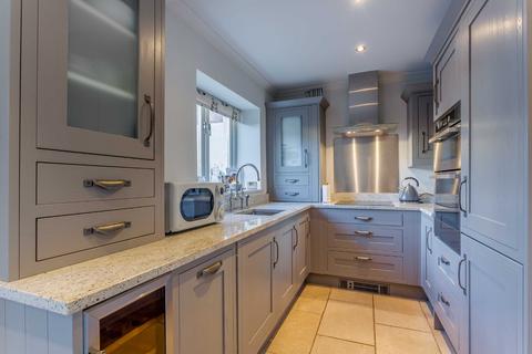 10 Baron Street, Usk, NP15 1AS