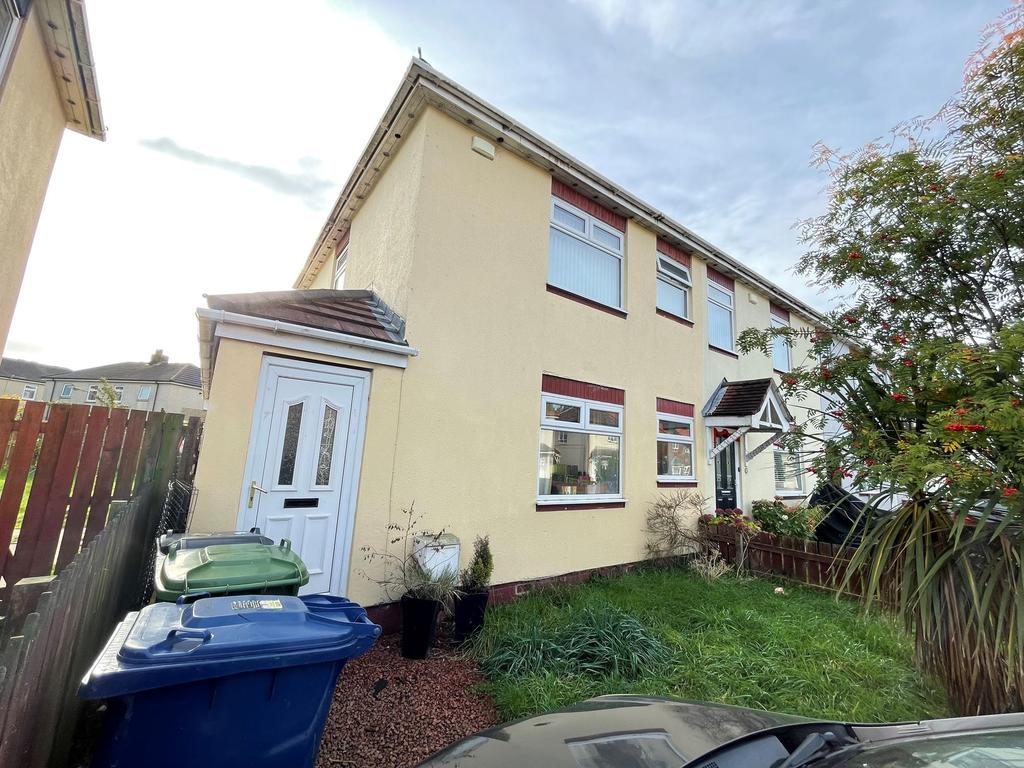Bluebell Way, West Harton, South Shields, Tyne and Wear, NE34 0BZ 2 bed