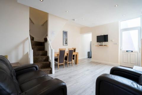 3 bedroom house share to rent, Flat 2B 341-343 Sharrowvale Road, Ecclesall