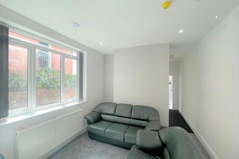6 bedroom terraced house to rent - Garstang Road, Preston, PR1