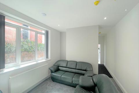 6 bedroom terraced house to rent, Garstang Road, Preston, PR1