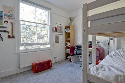 80a Savernake Road, London, NW3 2JR