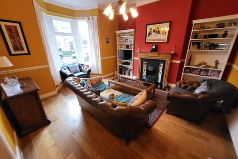 3 bedroom terraced house for sale - York Street, Jarrow, Tyne and Wear, NE32 5RY