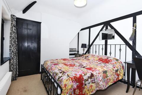 4 bedroom terraced house to rent - Egham,  Surrey,  TW20